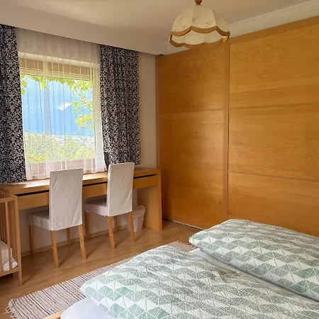 Christ Apartamento Grinzens