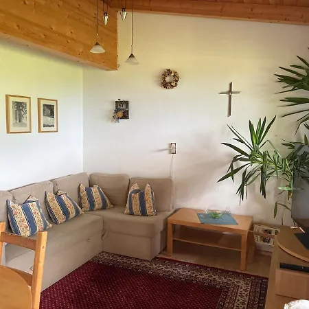 Christ Apartamento Grinzens